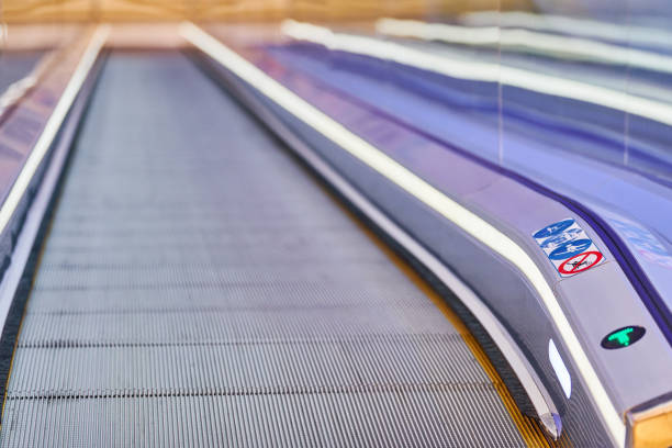 escalator floor