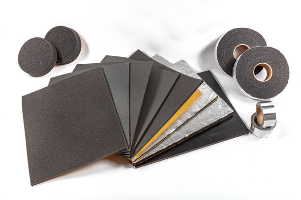 Car sound insulation materials. Adhesive Insulation Sponge, Auto Sound Insulation Rubber Sponge Adhesive, Aluminum Foil Coated Rubber Tape, Car Sound Insulation Rubber Foam. materiales de aislamiento acústico del coche. esponja de aislamiento adhesivo, adhesivo de esponja de goma de aislamiento de sonido automático, cinta de goma recubierta de lámina de aluminio, espuma de goma de aislamiento de sonido del coche.