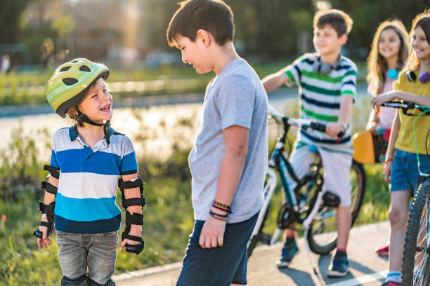 istock Group of kids cycling 1253697474