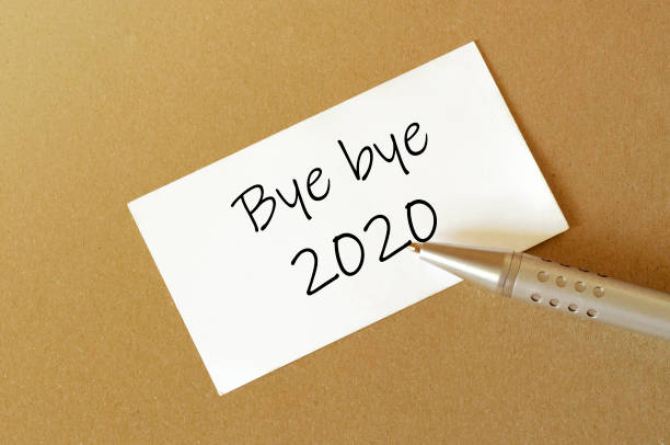 istock pen, white paper with text 
