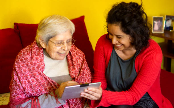 istock mother and daughter communicated online 1253731648
