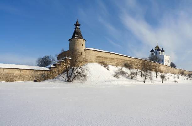 Winter view of ancient Kremlin and Trinity Cathedral Pskov, Russia Pskov, Russia – February 19, 2011: Archive photo of winter view of ancient Kremlin and Trinity Cathedral pskov city stock pictures, royalty-free photos & images