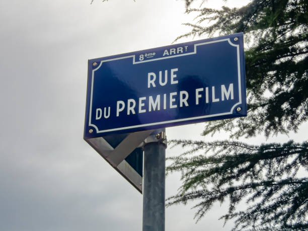 istock Lyon street sign 1253815394