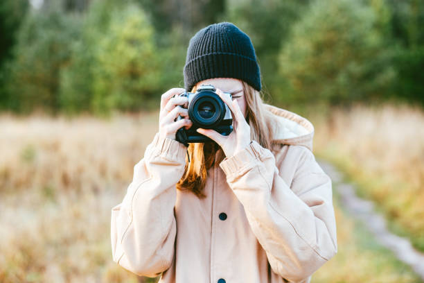 istock Young nature photographer 1253828968