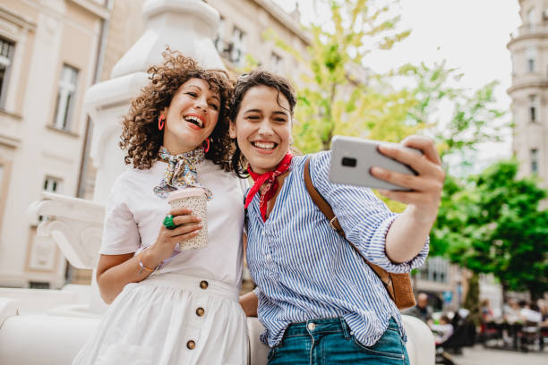 istock Taking selfie on a city break 1253832382