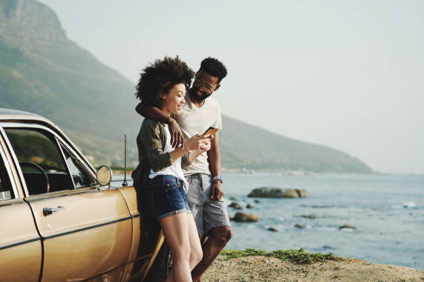 istock Let's see for other places we can visit online 1253850706