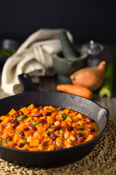 istock Healthy Vegan Chili con carne 1253912261
