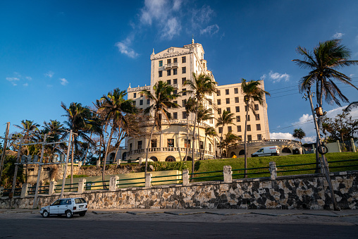 Historic hotel opened in 1930. Located on the seafront in the Vedado neighborhood.