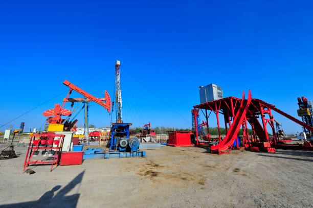istock The oil pump 1254008698