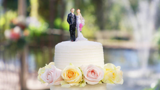 istock A beautiful cake that's as sweet as the couple's love 1254032710