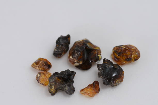 istock pieces of rosin 1254118377