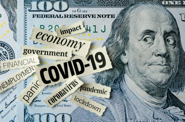 フランクリンの恐怖: covid-19 - newspaper headline unemployment finance recession ストックフォトと画像