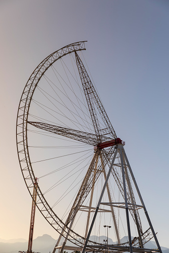 Ferris wheel in conctruction