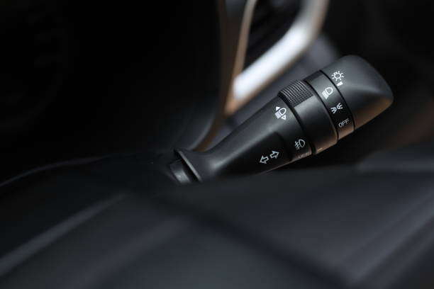 istock Turn on and turn off car signal lights. 1254165165