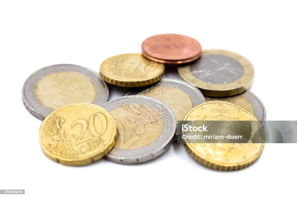 New minimum wage in 2022 of 9.82 euros, law Germany hourly wage and basic wage, coin before white New minimum wage in 2022 of 9.82 euros, law Germany hourly wage and basic wage, coin money before white 2022 Stock Photo