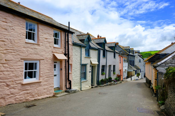 holiday cottages à port isaac, cornwall, royaume-uni - cornwall england uk england port isaac photos et images de collection