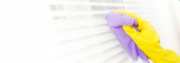 istock Cleaning white metall sun blinds 1254380750