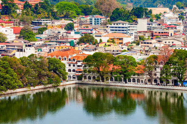istock Kandy Lake and city 1254417713