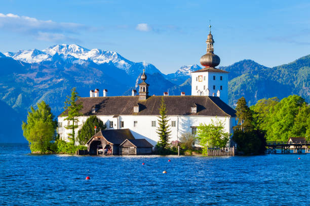 gmunden schloss ort, autriche - orth photos et images de collection