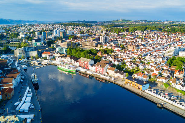 istock Vague in Stavanger, Norway 1254444390