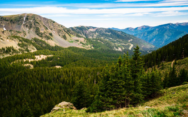 southern rocky mountains of northern new mexico wilderness - taos imagens e fotografias de stock