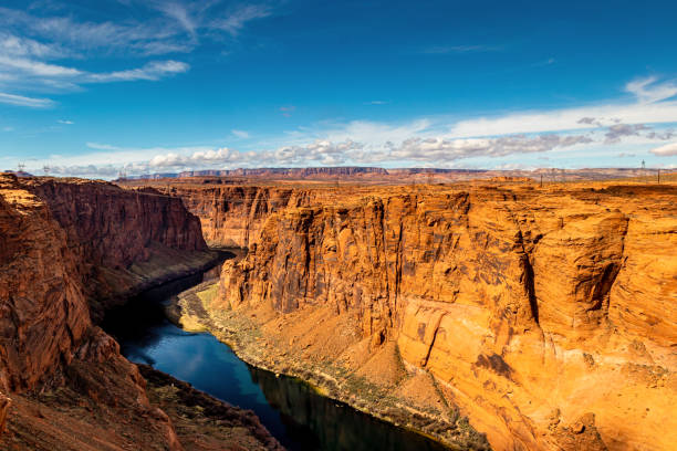 rzeka kolorado płynąca do zapory glenn canyon, az, stany zjednoczone ameryki - indigenous culture flash zdjęcia i obrazy z banku zdjęć