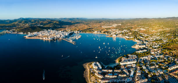 istock San Antonio de Portmany Bay, Ibiza. 1254524094