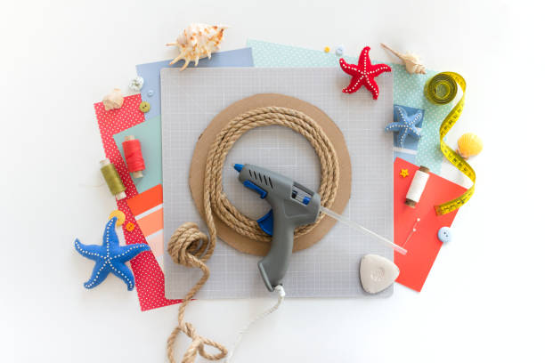 DIY instruction. Step by step tutorial. Making Summer decor - wreath of rope with sea stars made of felt. Craft tools and supplies. Step 5