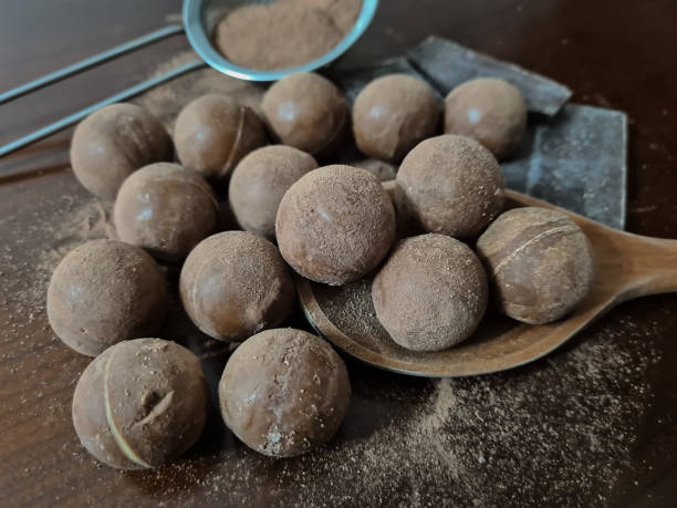istock Delicious chocolate balls 1254564853