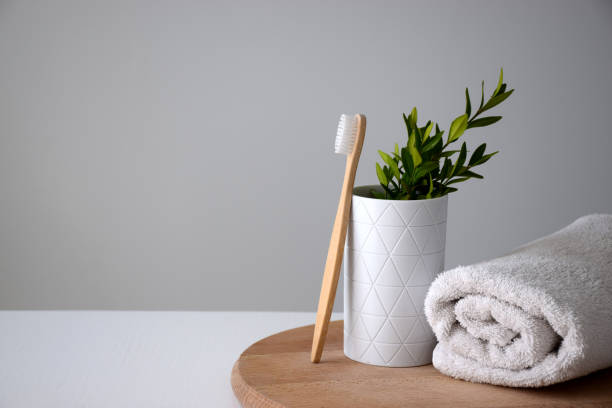 Eco toothbrush, white towel