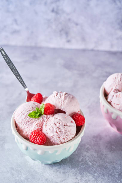 istock Strawberry Ice Cream with Fresh Strawberries 1254569370