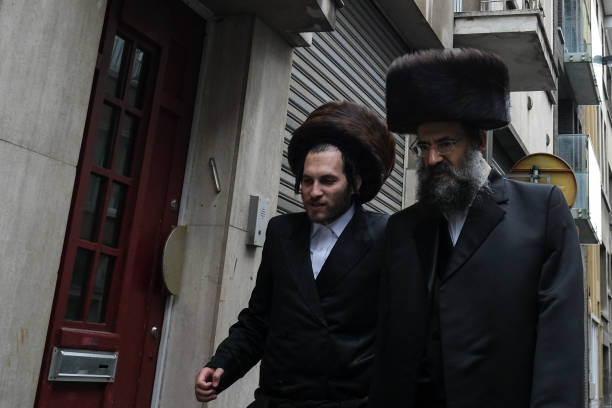 ultraorthodoxe jüdische gemeinde in antwerpen, belgien - ultra orthodox judaism stock-fotos und bilder