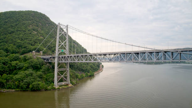 Bear Mountain Bridge New York tower Bridge spanning Hudson River in New York State Hudson Valley and part of the Appalachian Trail. orange county new york stock pictures, royalty-free photos & images