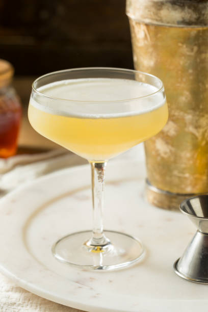 istock Boozy Bees Knees Gin Cocktail 1254642433