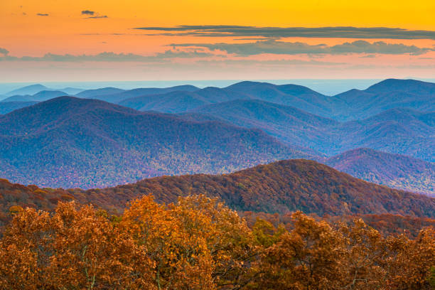 Blue Ridge Mountains at Sunset in North Georgia Blue Ridge Mountains at sunset in north Georgia, USA. blue ridge mountains photos stock pictures, royalty-free photos & images