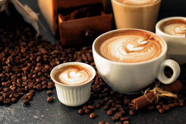 istock Pour latte art motives in espresso cups 1254749392