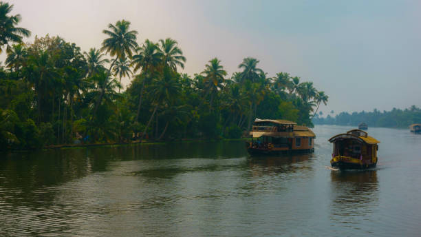 istock houseboat on Kerala backwaters 1254801287