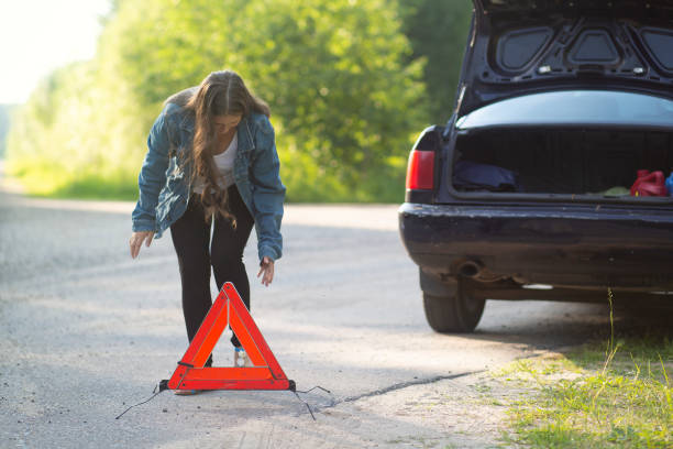 istock A girl with an emergency sign 1254862131