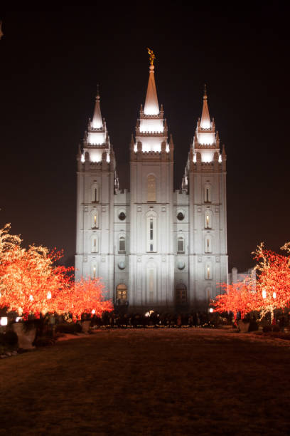 istock Salt Lake Mormon Temple at Christmas 1254867485