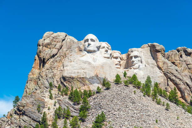 istock Mount Rushmore, South Dakota 1254890636