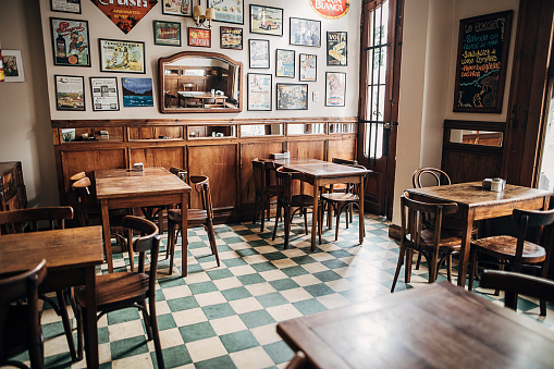 Dentro del café de la ciudad en Buenos Aires photo