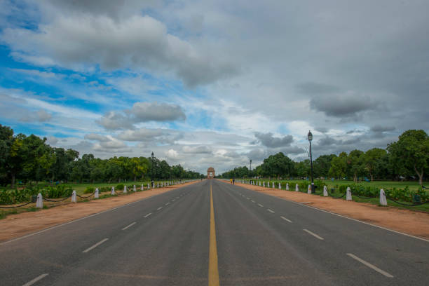 portão da índia e nuvem - rajpath - fotografias e filmes do acervo