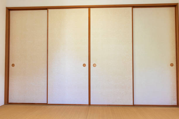 istock Fusuma, traditional Japanese sliding door 1254940469