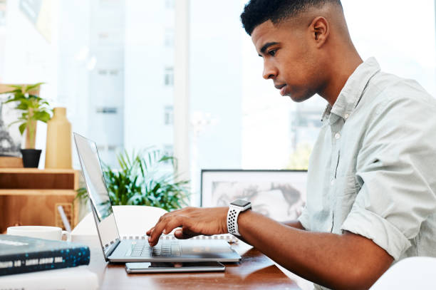 istock He won't stop until his clients get what they want 1254983862