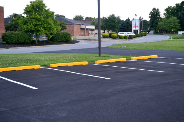 istock A Parking Lot Outdoors 1255037463