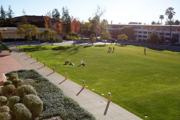 campus de la universidad del sur de california - universidad del sur de california fotos fotografías e imágenes de stock
