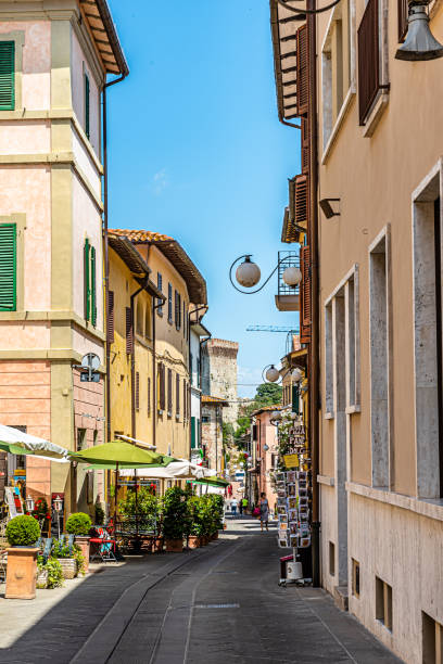istock Castiglione del Lago, Umbria, Italy 1255081848