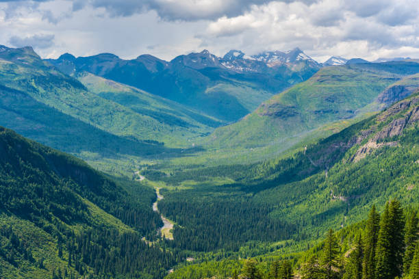 istock The mountain landscape in Glacier national park 1255114044