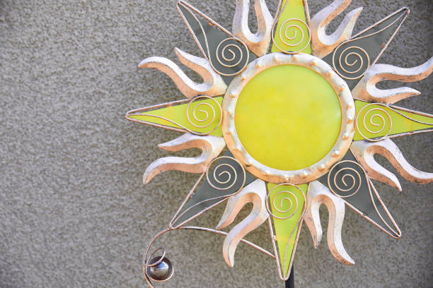 Outdoor Garden Design With Sun Sculpture