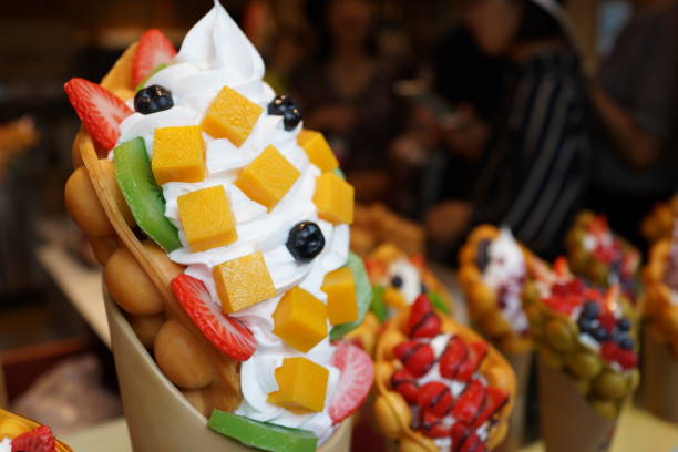 istock Egg waffle with fruits, Hong-Kong dessert 1255206751